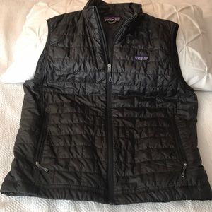 Men’s Patagonia Black Vest